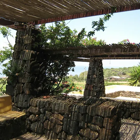 Zibibbodoro Alojamento de Turismo Rural Scauri (Sicily)