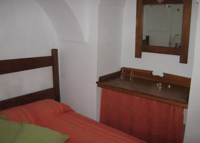 Zibibbodoro 农家乐 Scauri (Sicily)