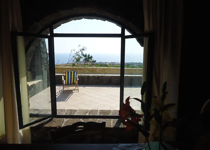 Zibibbodoro 农家乐 Scauri (Sicily)